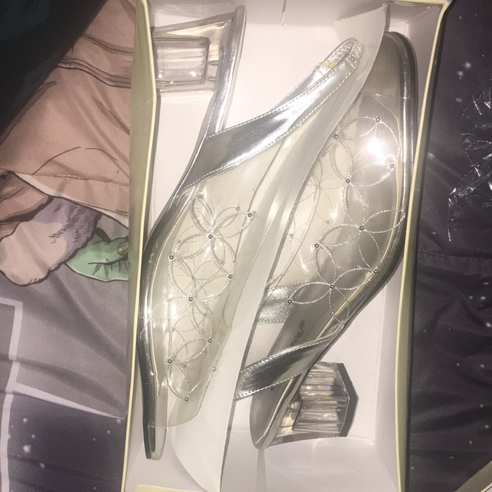 Annie Silver/Clear Short Heels
